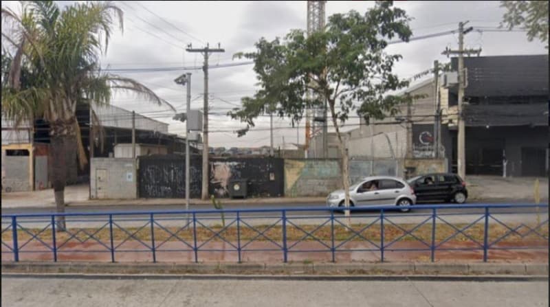 Um terreno, designado por gleba "B", na Avenida Itavuvu, 4510, bairro Região Norte. Sorocaba/SP - leilão judicial - Sorocaba SP - lance mínimo R$ 992.210