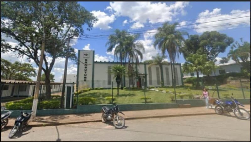 Prédio comercial com terreno com 4.520,93 m2, Avenida Vereador José Vasconcelos dos Reis, 642, São Sebastião da Grama /SP. - leilão judicial - São Sebastião da Grama SP - lance mínimo R$ 2.250.000