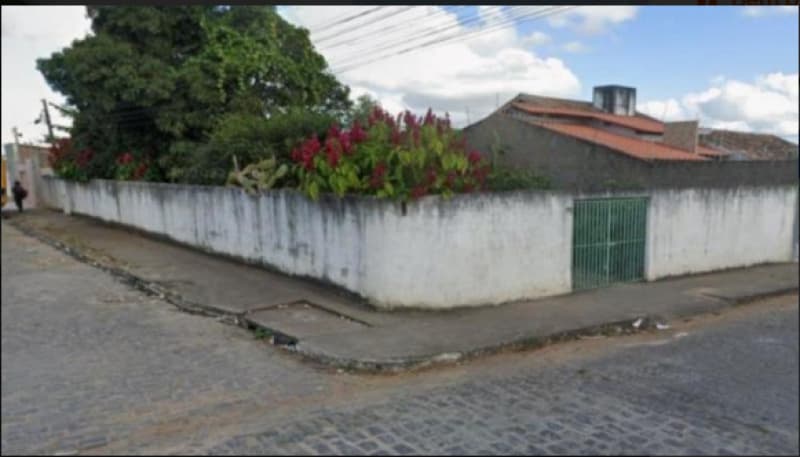 Terreno da esquina com frente para a rua Antônio Marroquim, Arapiraca/ AL - leilão judicial - Arapiraca AL - lance mínimo R$ 225.000