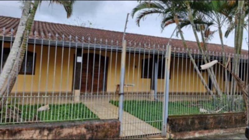 Uma casa, situada à Rua Lorena n° 14, no Loteamento denominado Bairro Sumaré. Caraguatatuba/SP - leilão judicial - Caraguatatuba SP - lance mínimo R$ 390.000