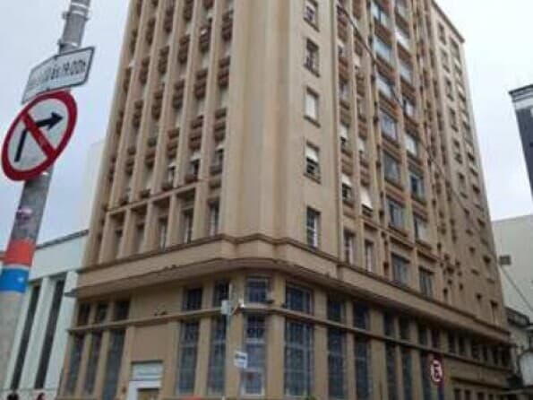 Fração Ideal de 1/8 do Apartamento nº 203, sito no 2º andar ou 3º pavimento do C - leilão judicial - Florianópolis/SC SC - lance mínimo R$ 20.907