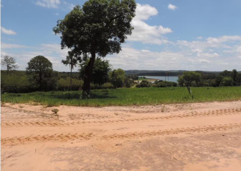 LOTE 19 da QUADRA 14, com a seguinte Faz frente para a Avenida D, medindo 70,00 metros... - leilão judicial - Paranapanema SP - lance mínimo R$ 100.754