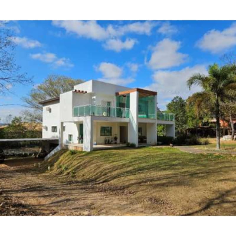 UM IMÓVEL RESIDENCIAL, descrito como: Um terreno urbano, sem benfeitorias, com frente... - leilão judicial - Itu SP - lance mínimo R$ 4.449.031