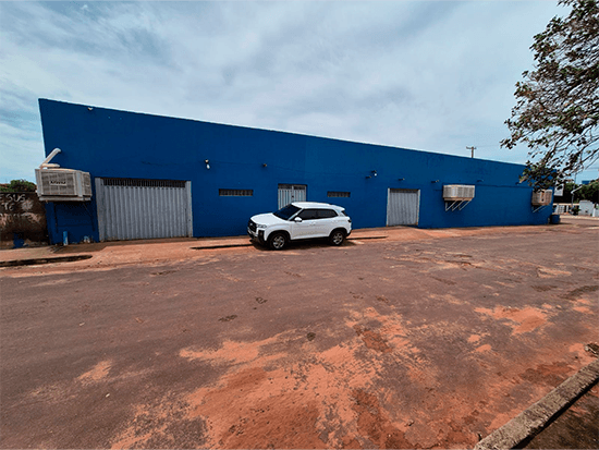 Prédio - Ribeirão Cascalheira - MT - Residencial,Rural,Comercial - Ribeirão Cascalheira/MT. Loteamento Ribeirão Cascalheira II. Avenida Padre João Bosco, 903 (Lançado em cadastro imobiliário) (Lote 07 da Quadra 32). Prédio residencial/comercial. Áreas: terreno 621,56m². Matrícula 7.413 (063347.2.0007413-98) do RI 1º local. - leilão extrajudicial - Não informado BR - lance mínimo R$ 1.150.327