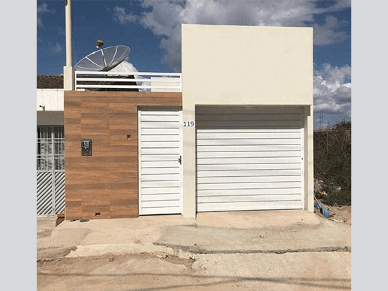 Casa - Belo Jardim - PE - Residencial,Comercial - Travessa José Cadete, 119, Loteamento Paulo Guerra, Boa Vista, Belo Jardim, PE, 55157230. Casa, Padrão, Ocupado, 1 vaga(s) de garagem. Área(s): 150 m² de área terreno, 77,54 m² de área construída. Matrícula(s): 12.684. Cartório: 1 CRI DE BELO JARDIM. Inscrição da Prefeitura: 10208976. A ARREMATAÇÃO NÃO CONTEMPLA BENS MÓVEIS, VEÍCULOS E QUAISQUER OBJETOS QUE EVENTUALMENTE APAREÇAM NAS IMAGENS. - leilão extrajudicial - Não informado BR - lance mínimo R$ 142.560