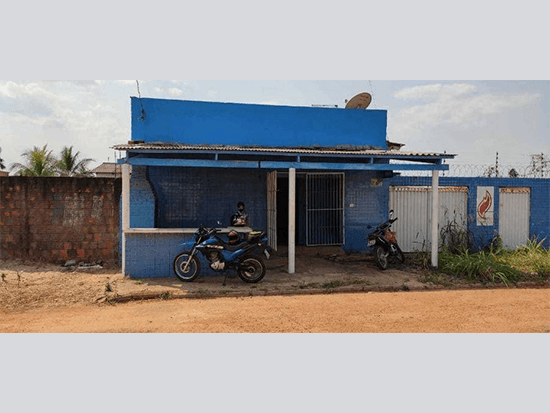 Loja - Rio Branco - AC - Residencial,Comercial - Rua Humberto Vieira De Oliveira, S/N, Residencial Santo Afonso, Santo Afonso, Rio Branco, AC, 69908872. Loja, Padrão, Ocupado. Área(s): 400 m² de área terreno, 96 m² de área construída, 96 m² de área privativa. Matrícula(s): 65.016. Cartório: CRI DE RIO BRANCO. Inscrição da Prefeitura: 100102110142001. A ARREMATAÇÃO NÃO CONTEMPLA BENS MÓVEIS, VEÍCULOS E QUAISQUER OBJETOS QUE EVENTUALMENTE APAREÇAM NAS IMAGENS. - leilão extrajudicial - Não informado BR - lance mínimo R$ 230.783