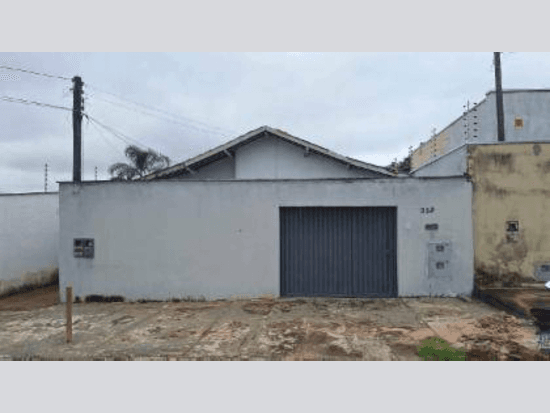 Casa - Araguaína - TO - Residencial,Comercial - Avenida Judith Pinheiro, 332, Loteamento Sao Miguel, Sao Miguel, Araguaína, TO, 77817250. Casa, Padrão, Ocupado. Área(s): 360 m² de área terreno, 184,8 m² de área construída. Matrícula(s): 17.212. Cartório: CRI DE ARAGUAINA. Inscrição da Prefeitura: 0083. 0029.0019.0033.0001 / CCI 22642. A ARREMATAÇÃO NÃO CONTEMPLA BENS MÓVEIS, VEÍCULOS E QUAISQUER OBJETOS QUE EVENTUALMENTE APAREÇAM NAS IMAGENS. - leilão extrajudicial - Não informado BR - lance mínimo R$ 374.400