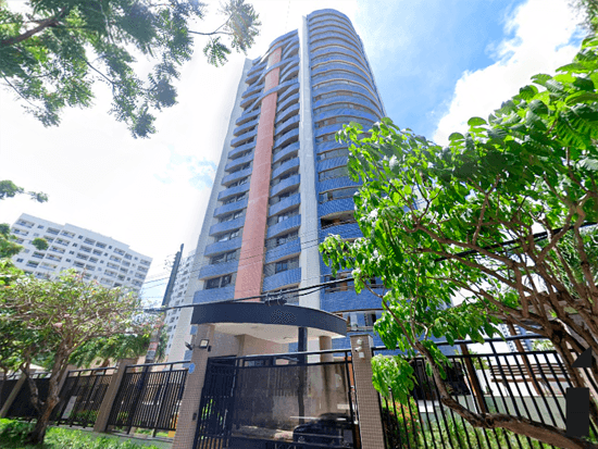 Apartamento - Fortaleza - CE - Residencial,Terreno - Fortaleza/CE. Bairro Edson Queiroz. Rua Professor Jacinto Botelho. 500. Apartamento 900. Edifício Andaluzia (Lote 19, 20 e 21 da Quadra 09). Com quatro vagas de garagem. Áreas: privativa 206,50m² e fração ideal de 4 ,7619%. Matrícula 65.440 (CNM 020719.2.0065440-09) do 1º RI local. - leilão extrajudicial - Não informado BR - lance mínimo R$ 1.655.000