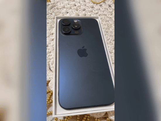 Iphone 15 Pro Max 256GB Azul - Conjunto de Bens Diversos - Rua Gabiroba BOTUVERÁ SC - lance mínimo R$ 4.000