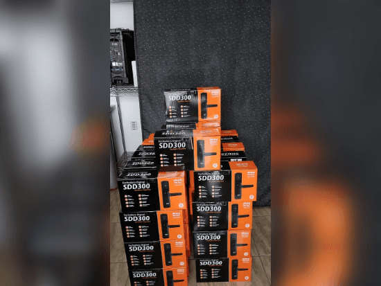 Lote contendo 50 fechaduras eletrônicas - Conjunto de Bens Diversos - Rua Gabiroba BOTUVERÁ SC - lance mínimo R$ 11.500