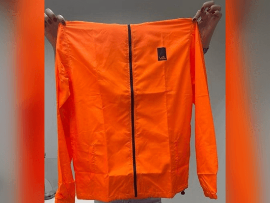 Lote contendo aproximadamente 400 peças de roupas diversas da marca Vulca - Conjunto de Bens Diversos - R. Herval do Oeste CHAPECÓ SC - lance mínimo R$ 18.000