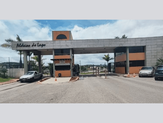 Casa - Esmeraldas - MG - Comercial,Residencial - Esmeraldas/MG. Bairro Pinheiros. Rua 11, 109 (Lote 01 da Quadra 12-A). Casa. Condomínio Aldeias do Lago. Áreas: privativa 355,81m² e fração ideal 100,00m² (in loco). Matrícula 27.031 (CNM 045534.2.0027031-57) do RI Local. - Não informado BR - lance mínimo R$ 3.402.446