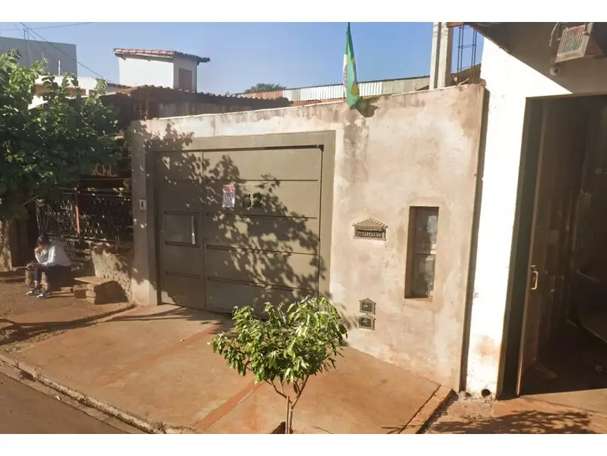 Casa à venda em leilão - leilão judicial - São Joaquim da Barra SP - lance mínimo R$ 116.002