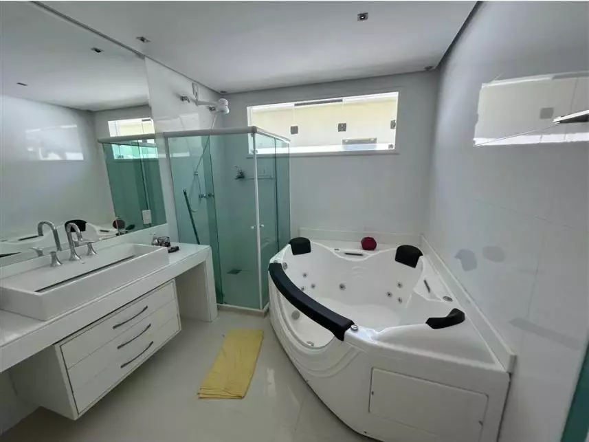 Casa à venda em leilão - leilão extrajudicial - Mangaratiba RJ - lance mínimo R$ 1.627.193