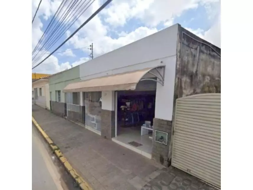 Imóvel Comercial à venda em leilão - leilão judicial - Cabo Verde MG - lance mínimo R$ 119.685