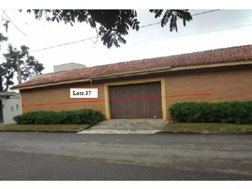 Terreno à venda em leilão - leilão judicial - Atibaia SP - lance mínimo R$ 636.755