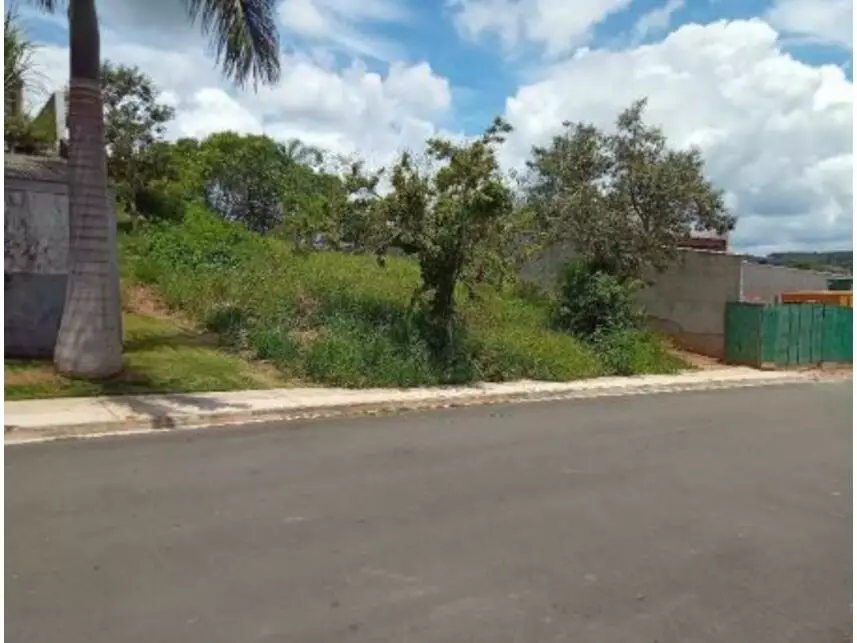 Terreno à venda em leilão - leilão judicial - Itatiba SP - lance mínimo R$ 167.954