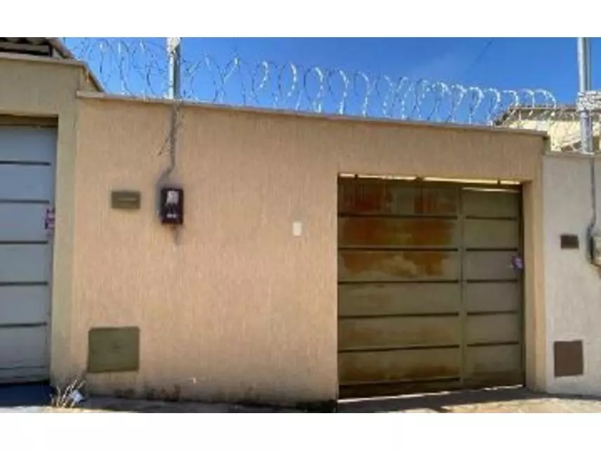 Casa à venda em leilão - leilão extrajudicial - Goiânia GO - lance mínimo R$ 143.930