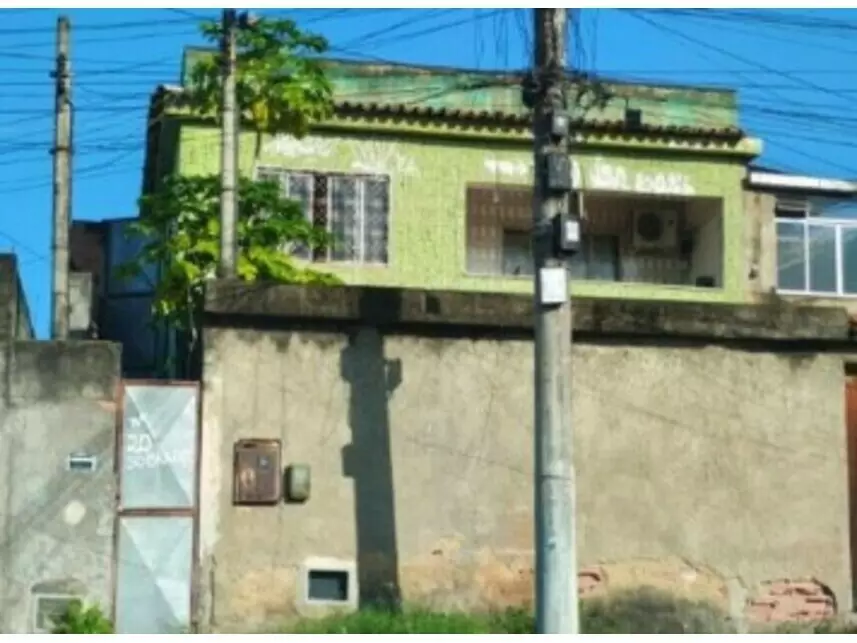 Sobrado à venda em leilão - leilão extrajudicial - São Gonçalo RJ - lance mínimo R$ 102.383