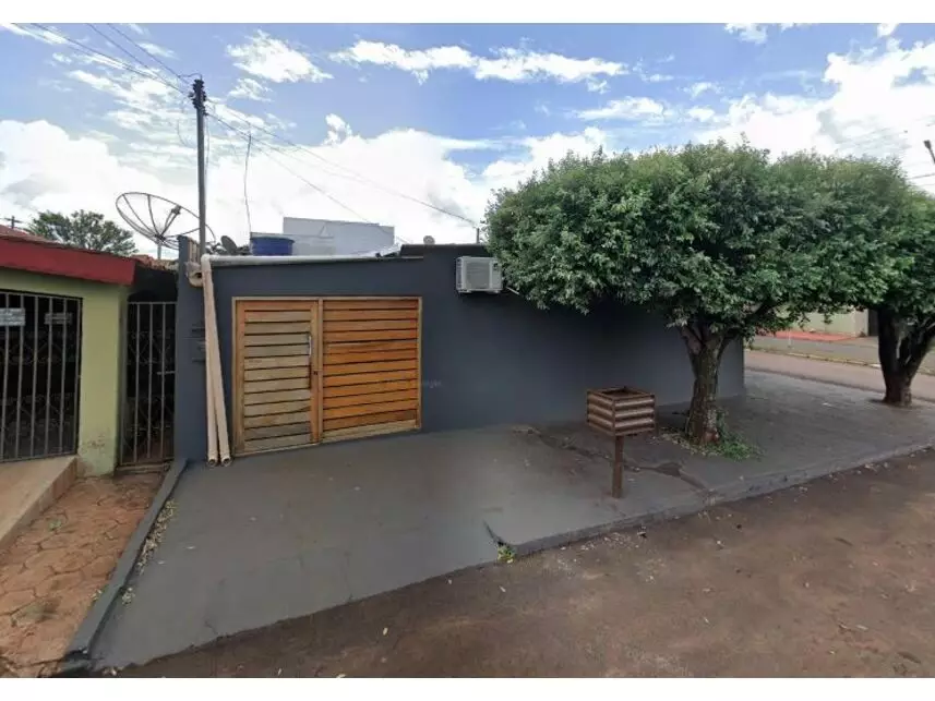 Casa à venda em leilão - leilão extrajudicial - Paranaiguara GO - lance mínimo R$ 315.518