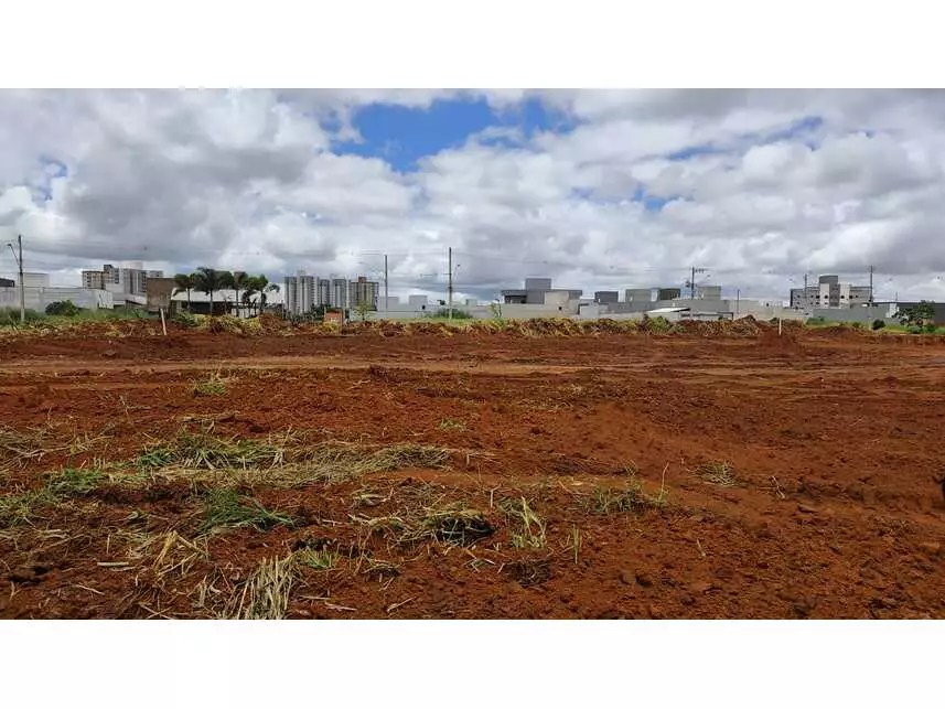 Terreno à venda em leilão - leilão extrajudicial - Uberlândia MG - lance mínimo R$ 290.224