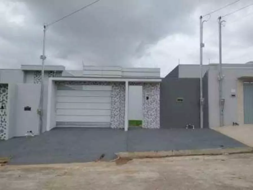 Casa à venda em leilão - leilão extrajudicial - Caldas Novas GO - lance mínimo R$ 277.750