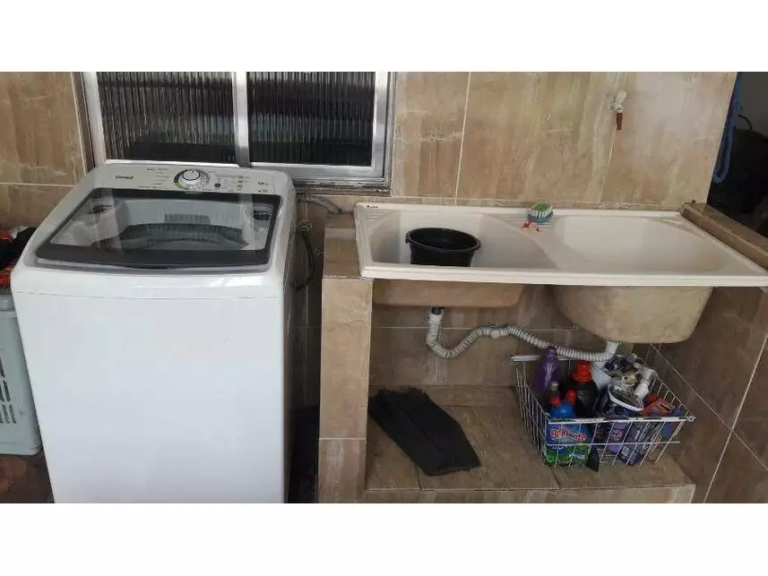 Casa à venda em leilão - leilão extrajudicial - São João De Meriti RJ - lance mínimo R$ 92.400