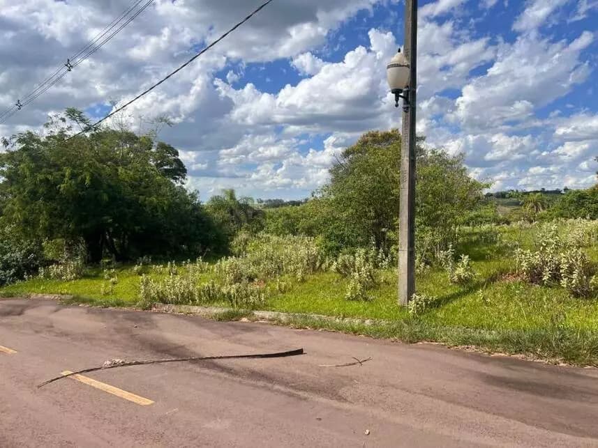 Lote à venda em leilão - leilão extrajudicial - Pérola PR - lance mínimo R$ 53.400