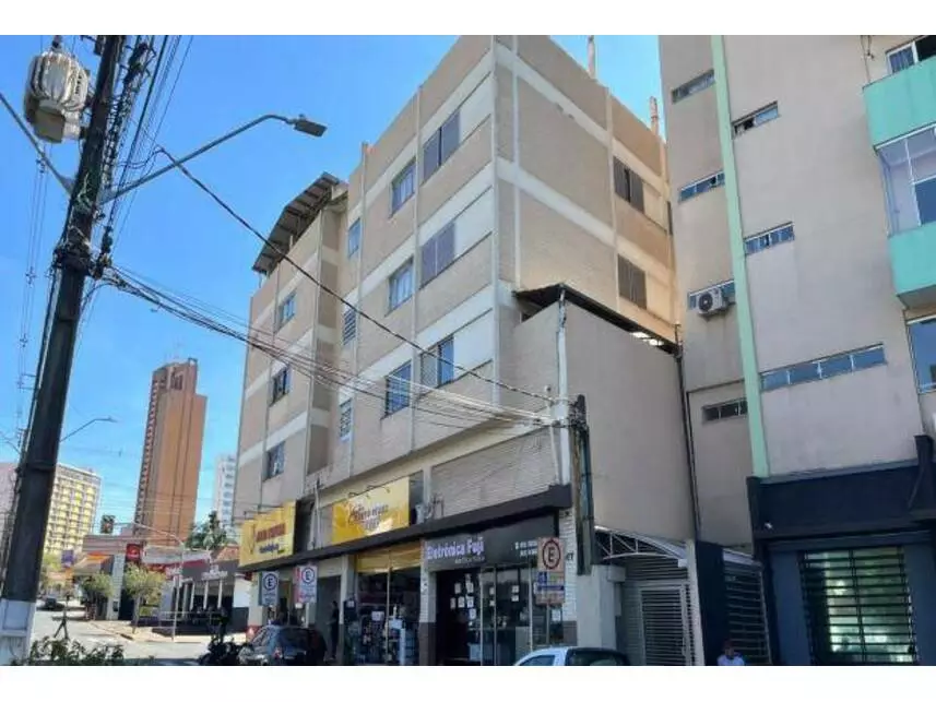 Apartamento à venda em leilão - leilão extrajudicial - Londrina PR - lance mínimo R$ 165.000