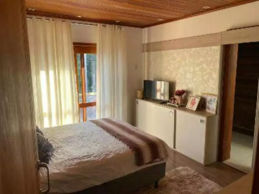 Casa à venda em leilão - leilão extrajudicial - Canoas RS - lance mínimo R$ 690.000