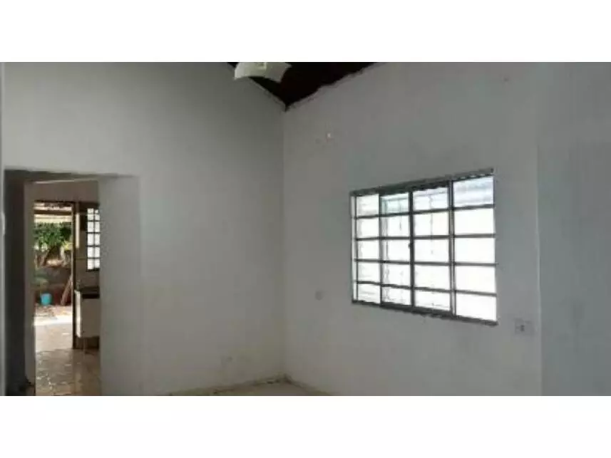 Casa à venda em leilão - leilão extrajudicial - Cassilândia MS - lance mínimo R$ 208.000