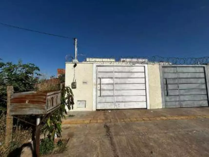Casa à venda em leilão - leilão extrajudicial - Goiânia GO - lance mínimo R$ 167.960