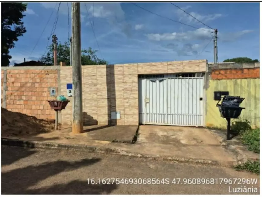 Casa à venda em leilão - leilão extrajudicial - Luziânia GO - lance mínimo R$ 110.000