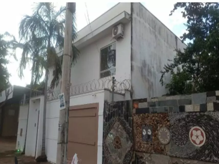 Casa à venda em leilão - leilão extrajudicial - Frutal MG - lance mínimo R$ 1.600.000