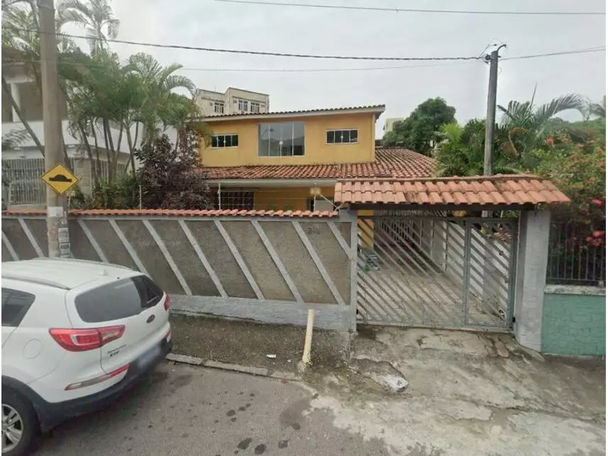 Casa à venda em leilão - leilão extrajudicial - Rio de Janeiro RJ - lance mínimo R$ 855.045