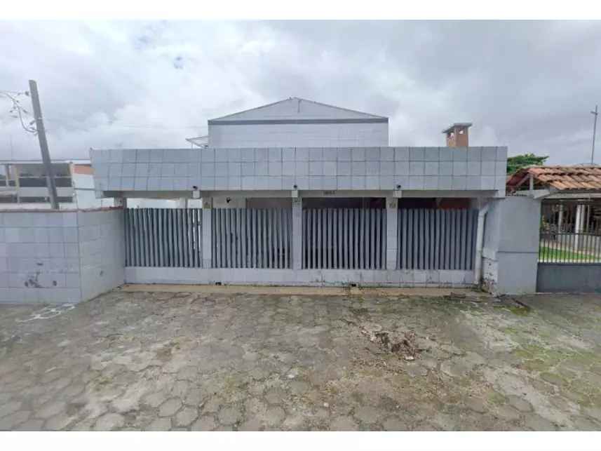 Casa à venda em leilão - leilão extrajudicial - Matinhos PR - lance mínimo R$ 224.878