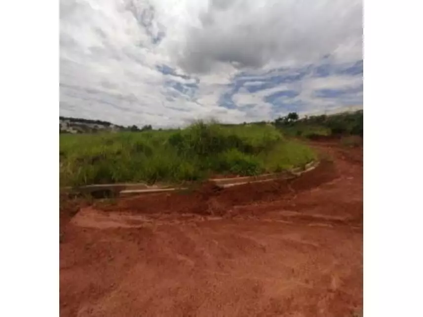 Terreno à venda em leilão - leilão extrajudicial - Dracena SP - lance mínimo R$ 59.000