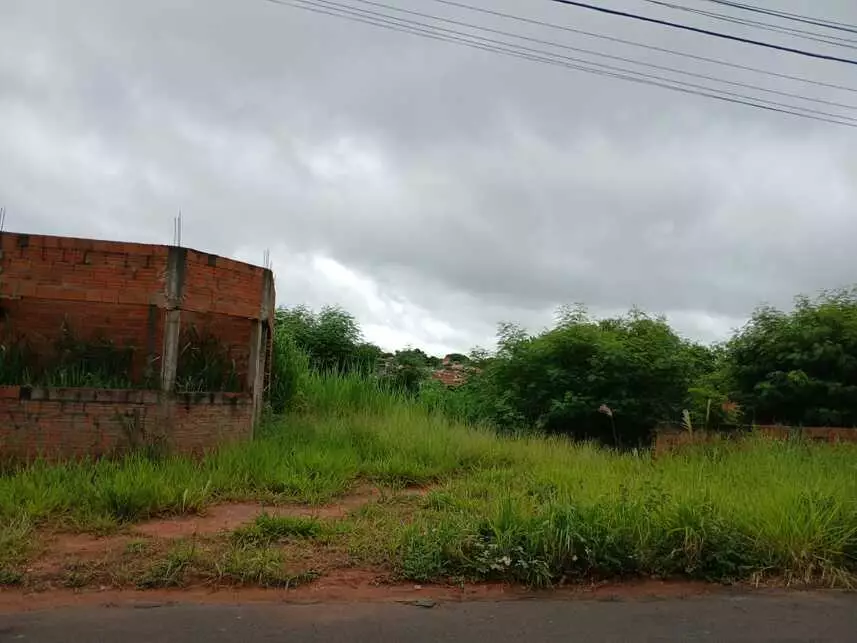 Terreno à venda em leilão - leilão judicial - Adamantina SP - lance mínimo R$ 633.755