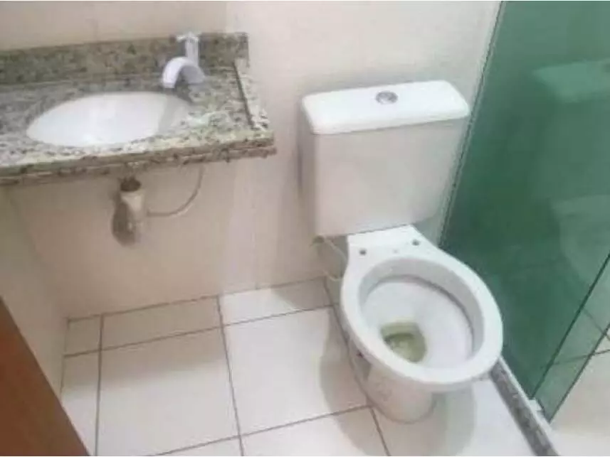 Casa à venda em leilão - leilão extrajudicial - Nova Iguaçu RJ - lance mínimo R$ 228.000