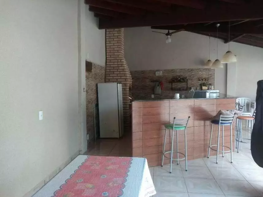 Casa à venda em leilão - leilão extrajudicial - Cafelândia SP - lance mínimo R$ 424.800