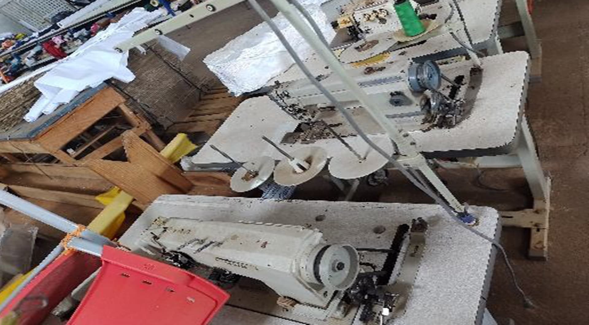 01 máquina de transporte triplo - leilão judicial - Não informado BR - lance mínimo R$ 2.100