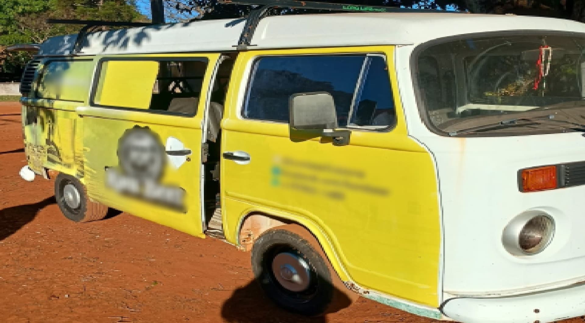 VW Kombi, 00/00 em Barbosa Ferraz/PR - leilão judicial - Barbosa Ferraz PR - lance mínimo R$ 10.200