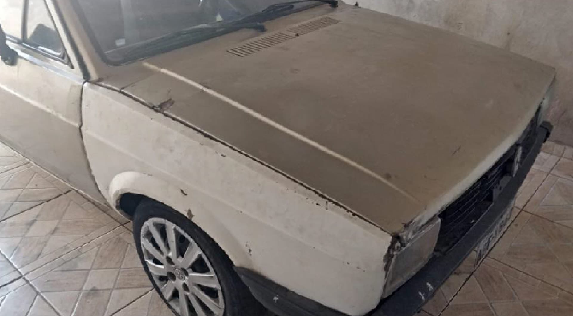 VW Gol BX, 86/86 em Apucarana/PR - leilão judicial - Apucarana PR - lance mínimo R$ 1.800