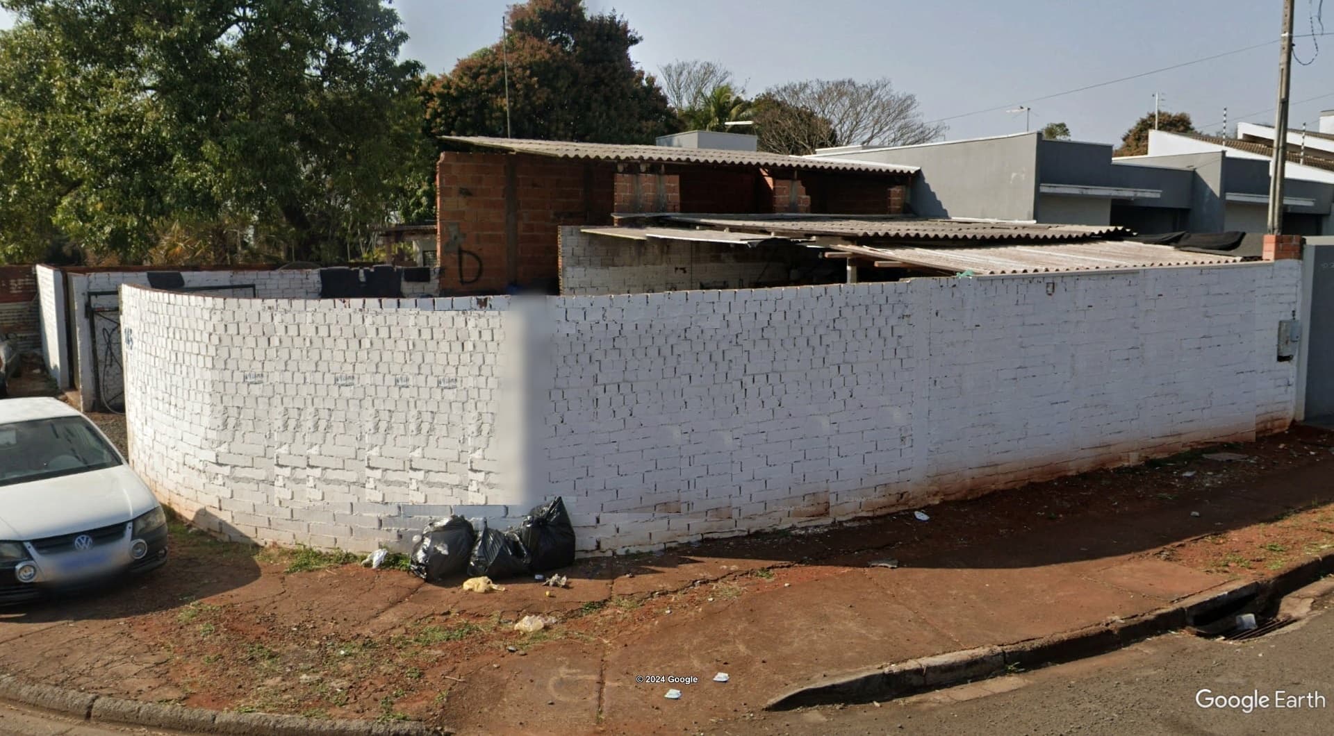 Imóvel c/ 264,36m² em Arapongas/PR - leilão judicial - Arapongas PR - lance mínimo R$ 161.000