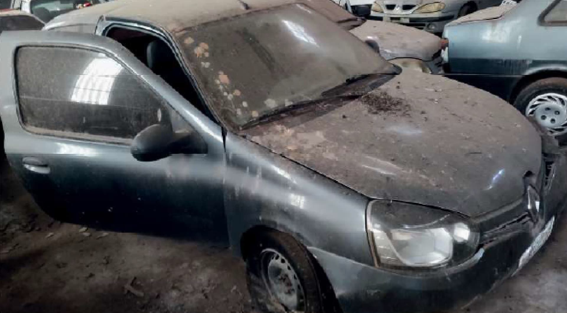 Renault Clio em Cornélio Procópio/PR - leilão judicial - Não informado BR - lance mínimo R$ 9.600