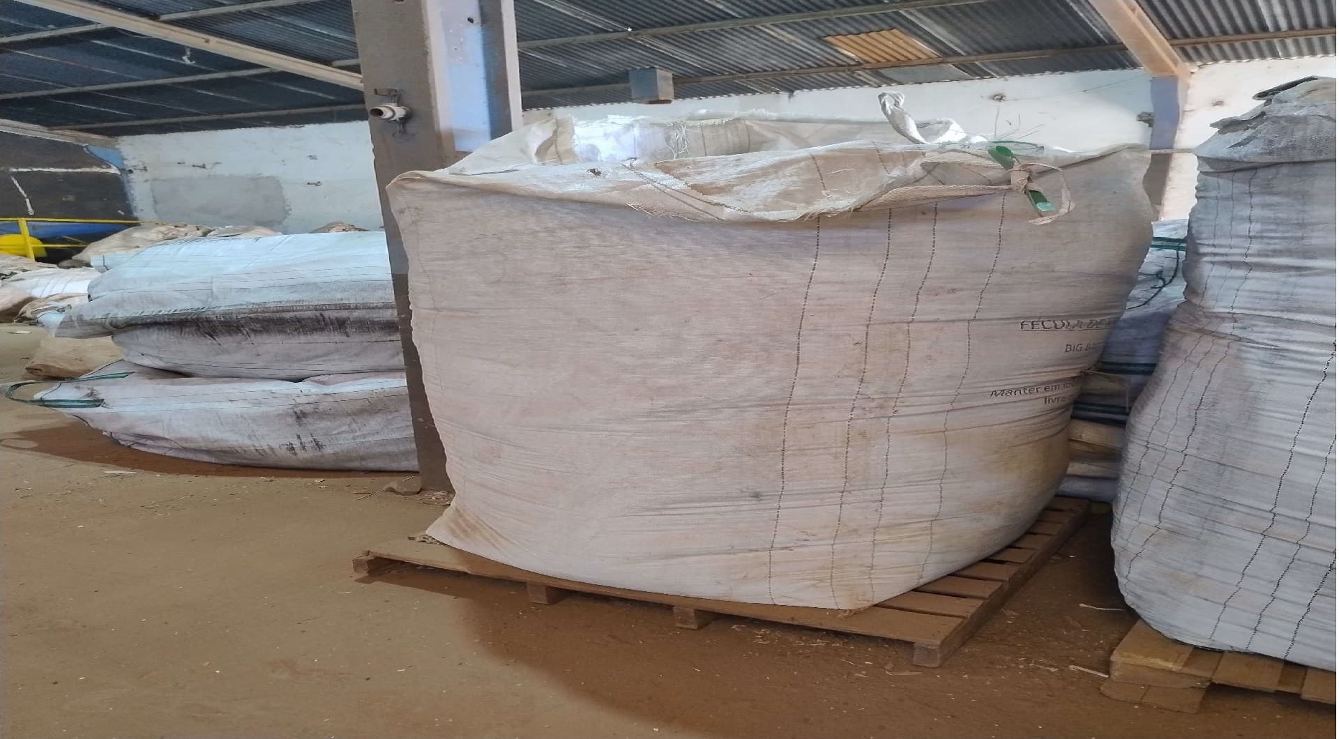 6.000 (SEIS MIL) quilogramas de PVC rígido - leilão judicial - Não informado BR - lance mínimo R$ 12.600