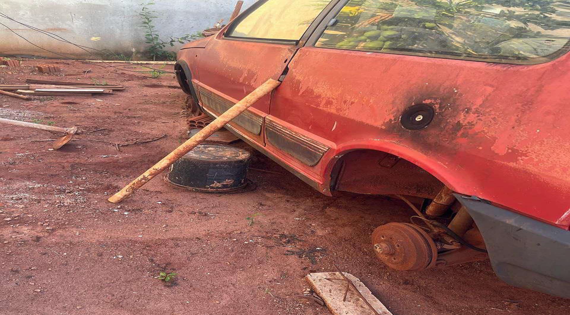 Sucata - Fiat Uno 1.5 R, 87/88 em Goioerê/PR - leilão judicial - Não informado BR - lance mínimo R$ 360