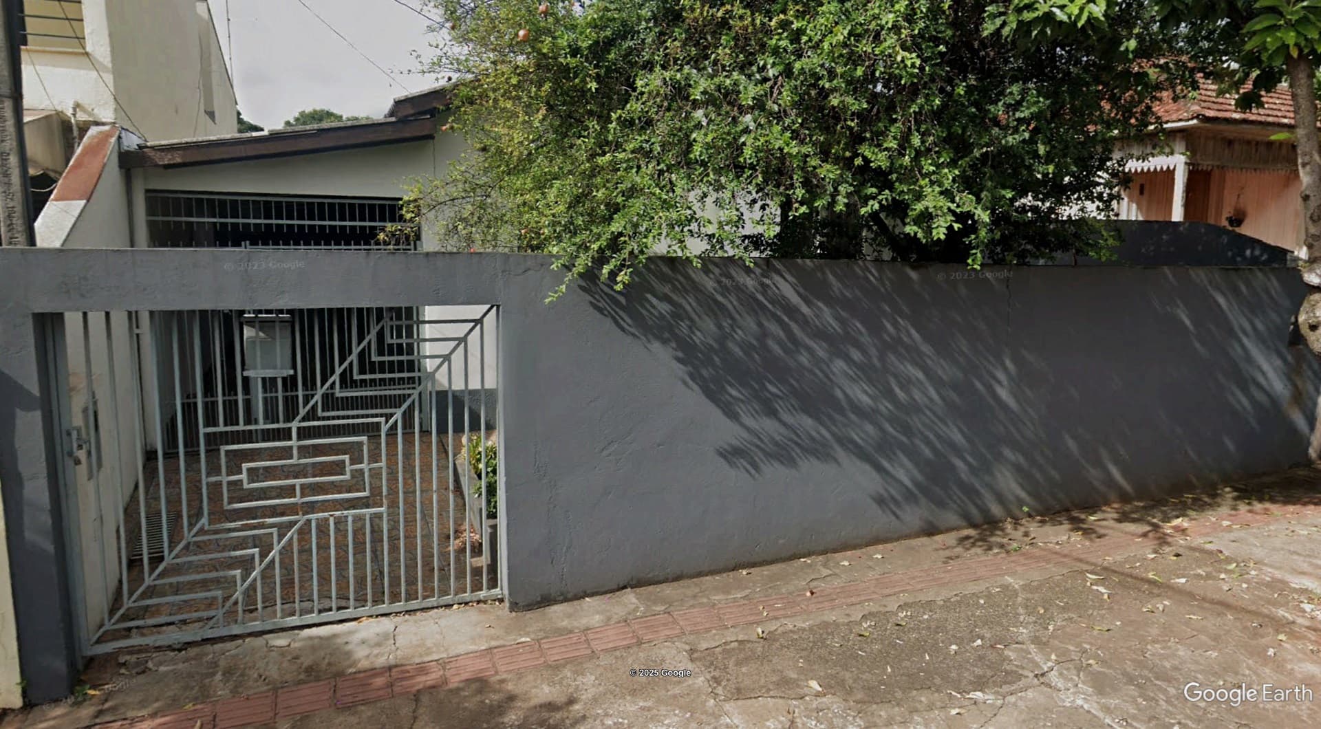 50% de um imóvel c/ 456,50m² em Londrina/PR - leilão judicial - Londrina PR - lance mínimo R$ 206.250