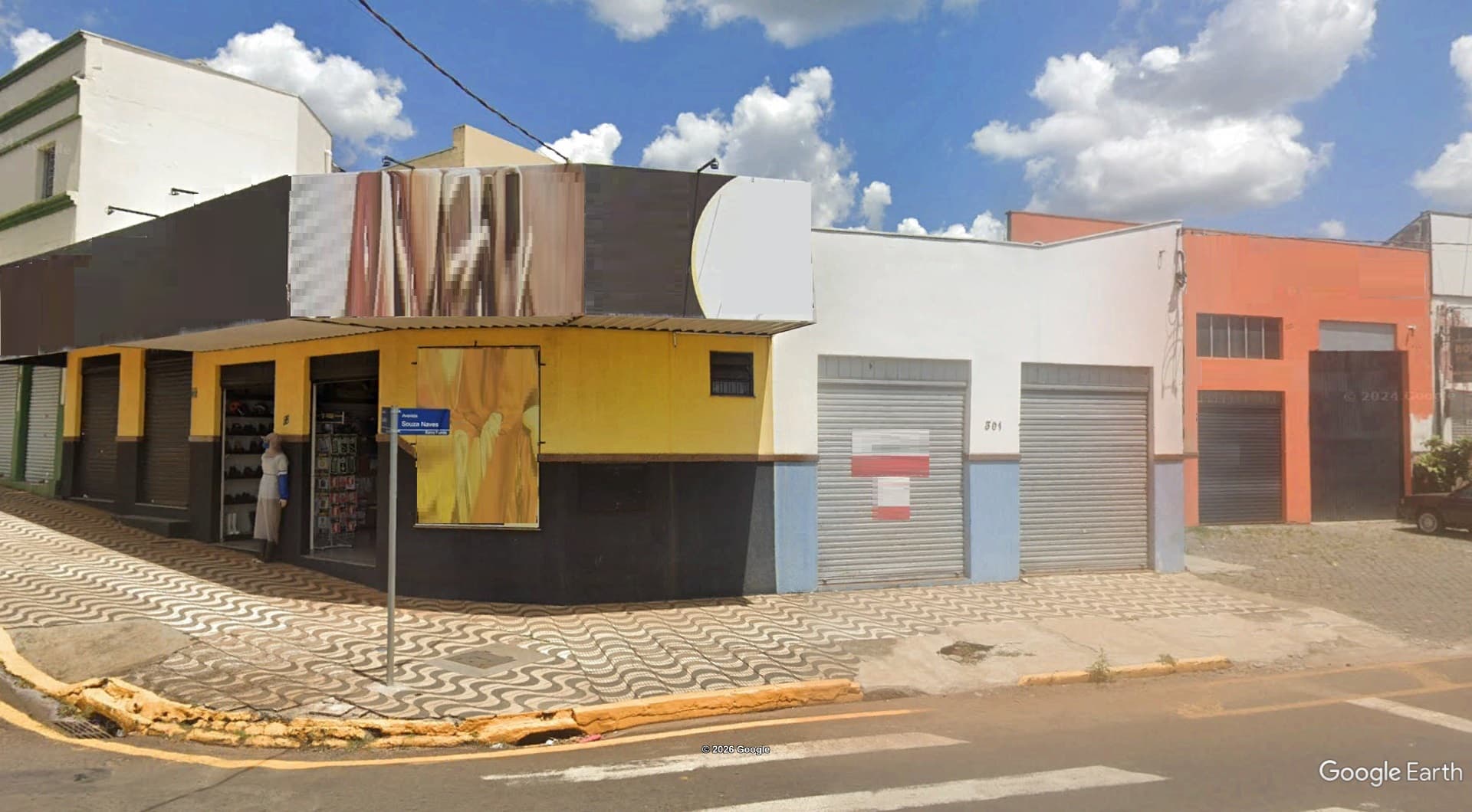 Imóvel c/ 517,42m² no Centro de Apucarana/PR - leilão judicial - Não informado BR - lance mínimo R$ 346.285