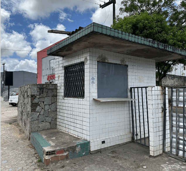 PREDIO SITUADO NA AVENIDA CRUZ DAS ARMAS- JOAO PESSOA/PB - ONDE FUNCIONAVA O HOSPITAL INFANTIL DR. JOAO SOARES. - leilão judicial - João Pessoa PB - lance mínimo R$ 4.750.000